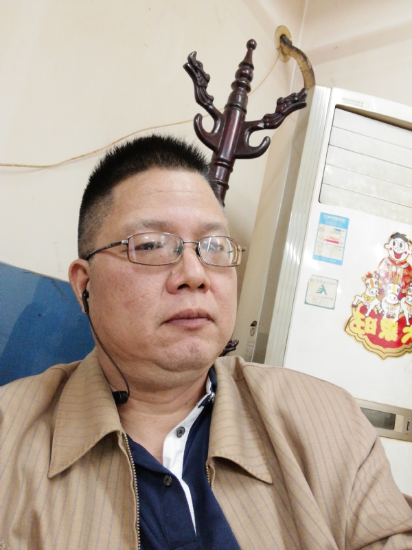 一个人的第一张照片--株洲闪婚服务中心